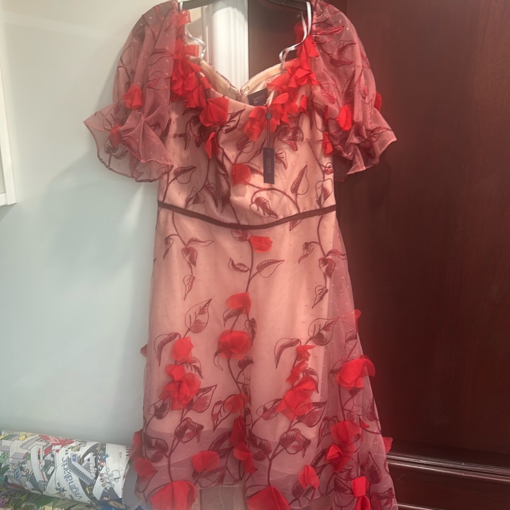 Marchesa Notte Off-the-Shoulder 3D Floral Embroidered Cocktail Dress
